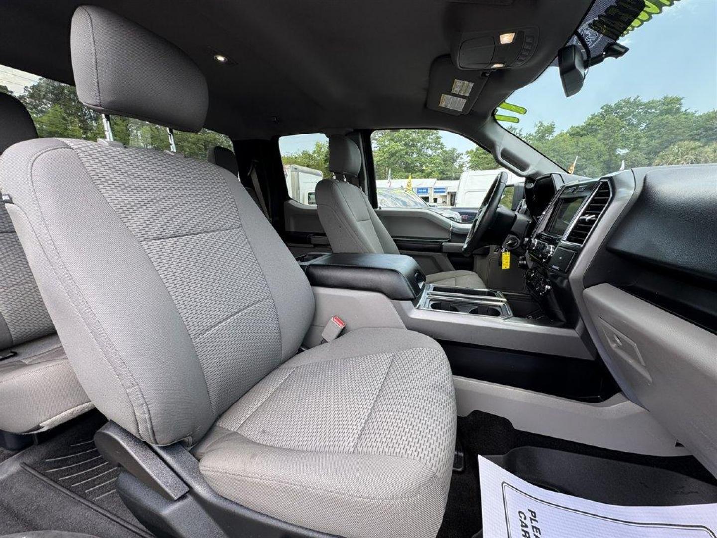 2017 Blue /Grey Ford F150 (1FTEX1CG2HF) with an 3.5l V6 DI T/C Ecoboost 3 engine, Automatic transmission, located at 745 East Steele Rd., West Columbia, SC, 29170, (803) 755-9148, 33.927212, -81.148483 - Photo#28