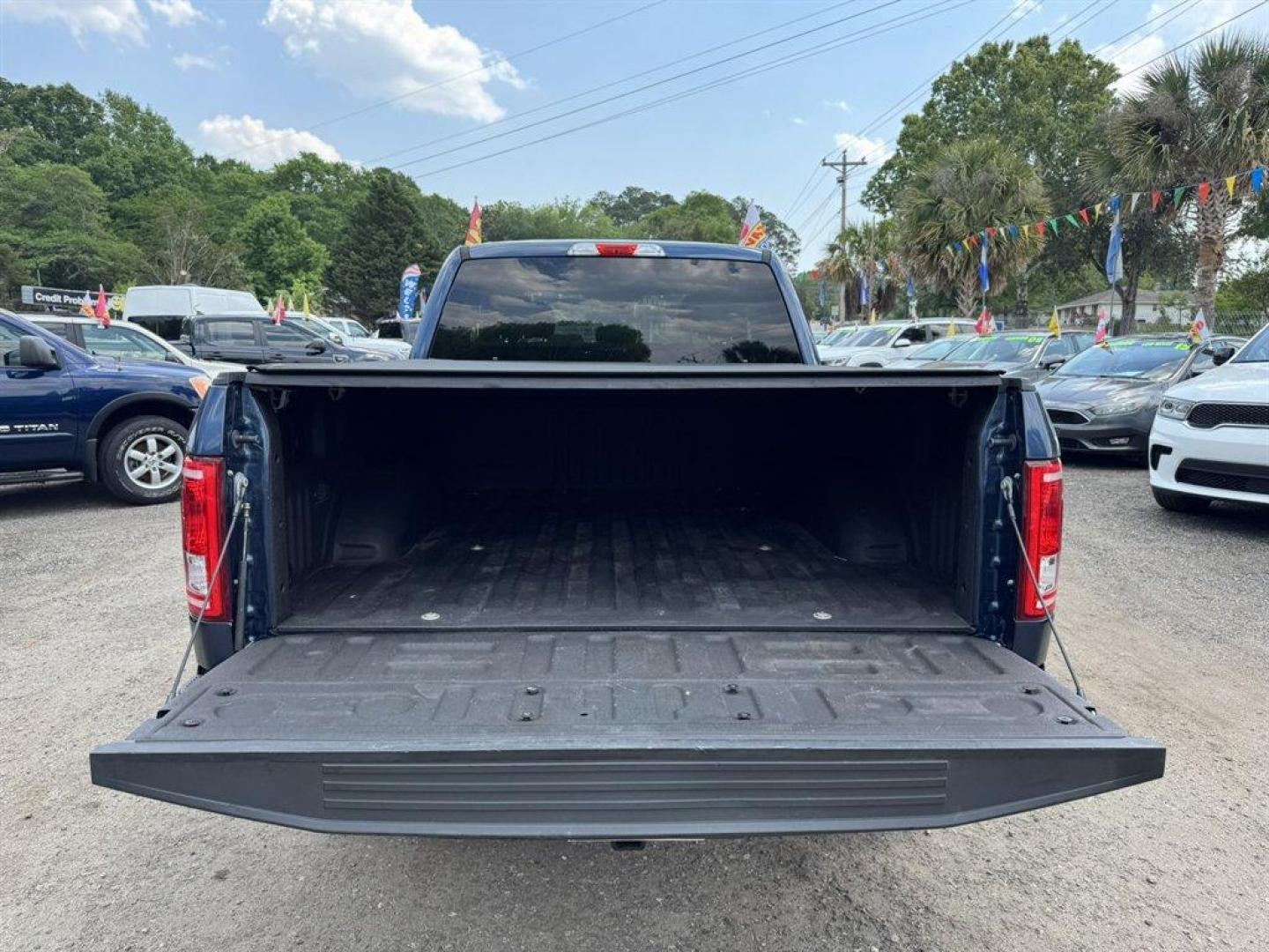 2017 Blue /Grey Ford F150 (1FTEX1CG2HF) with an 3.5l V6 DI T/C Ecoboost 3 engine, Automatic transmission, located at 745 East Steele Rd., West Columbia, SC, 29170, (803) 755-9148, 33.927212, -81.148483 - Photo#29