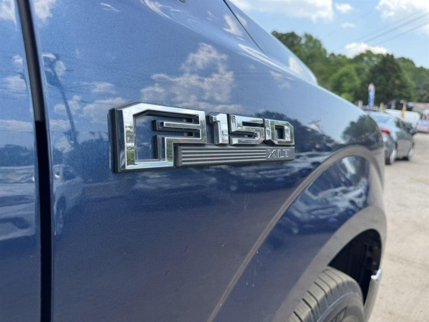 2017 Blue /Grey Ford F150 (1FTEX1CG2HF) with an 3.5l V6 DI T/C Ecoboost 3 engine, Automatic transmission, located at 745 East Steele Rd., West Columbia, SC, 29170, (803) 755-9148, 33.927212, -81.148483 - Photo#30