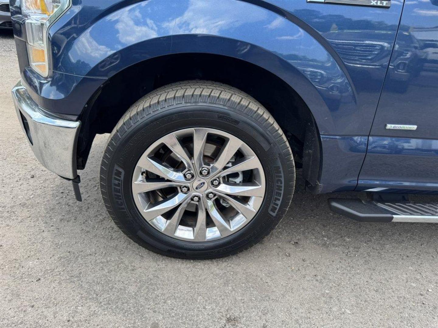 2017 Blue /Grey Ford F150 (1FTEX1CG2HF) with an 3.5l V6 DI T/C Ecoboost 3 engine, Automatic transmission, located at 745 East Steele Rd., West Columbia, SC, 29170, (803) 755-9148, 33.927212, -81.148483 - Photo#34