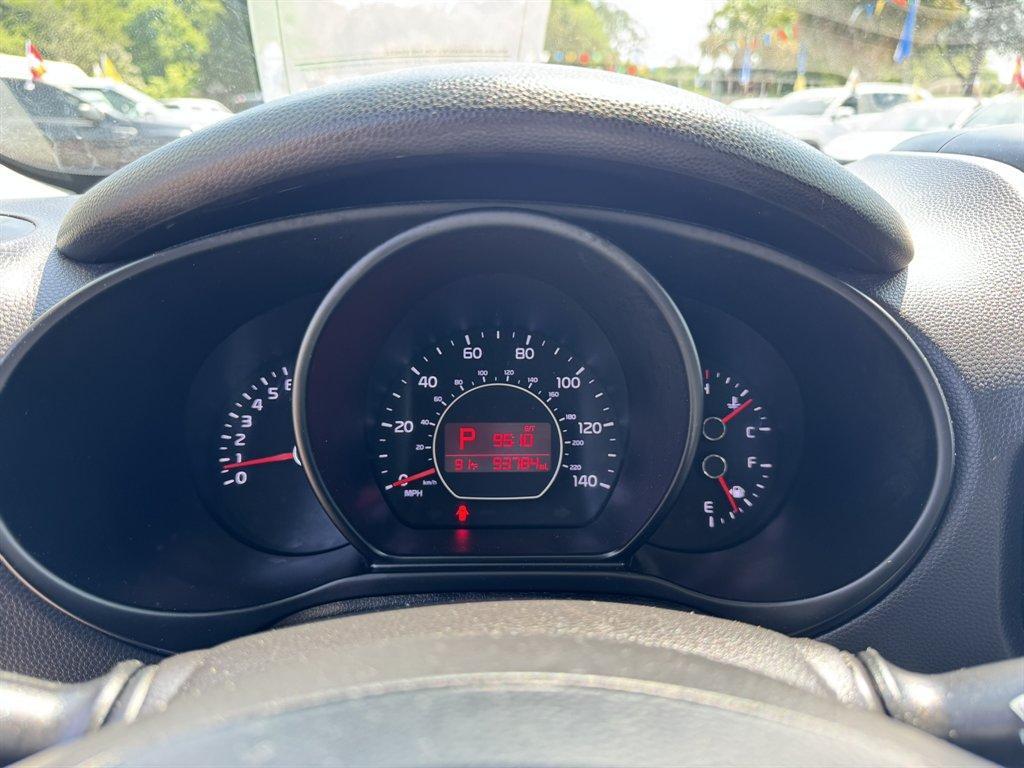 2017 Red /Black Kia Soul (KNDJP3A51H7) with an 2.0l I-4 DI Dohc 2.0l engine, Automatic transmission, located at 745 East Steele Rd., West Columbia, SC, 29170, (803) 755-9148, 33.927212, -81.148483 - Photo#10