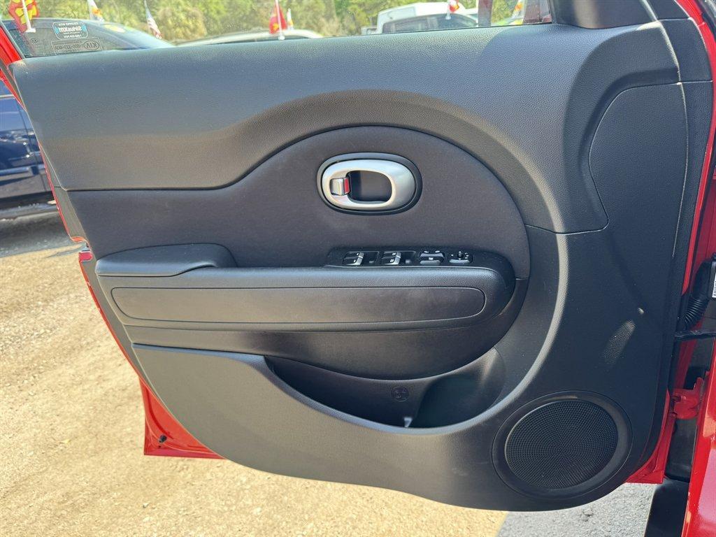 2017 Red /Black Kia Soul (KNDJP3A51H7) with an 2.0l I-4 DI Dohc 2.0l engine, Automatic transmission, located at 745 East Steele Rd., West Columbia, SC, 29170, (803) 755-9148, 33.927212, -81.148483 - Photo#16