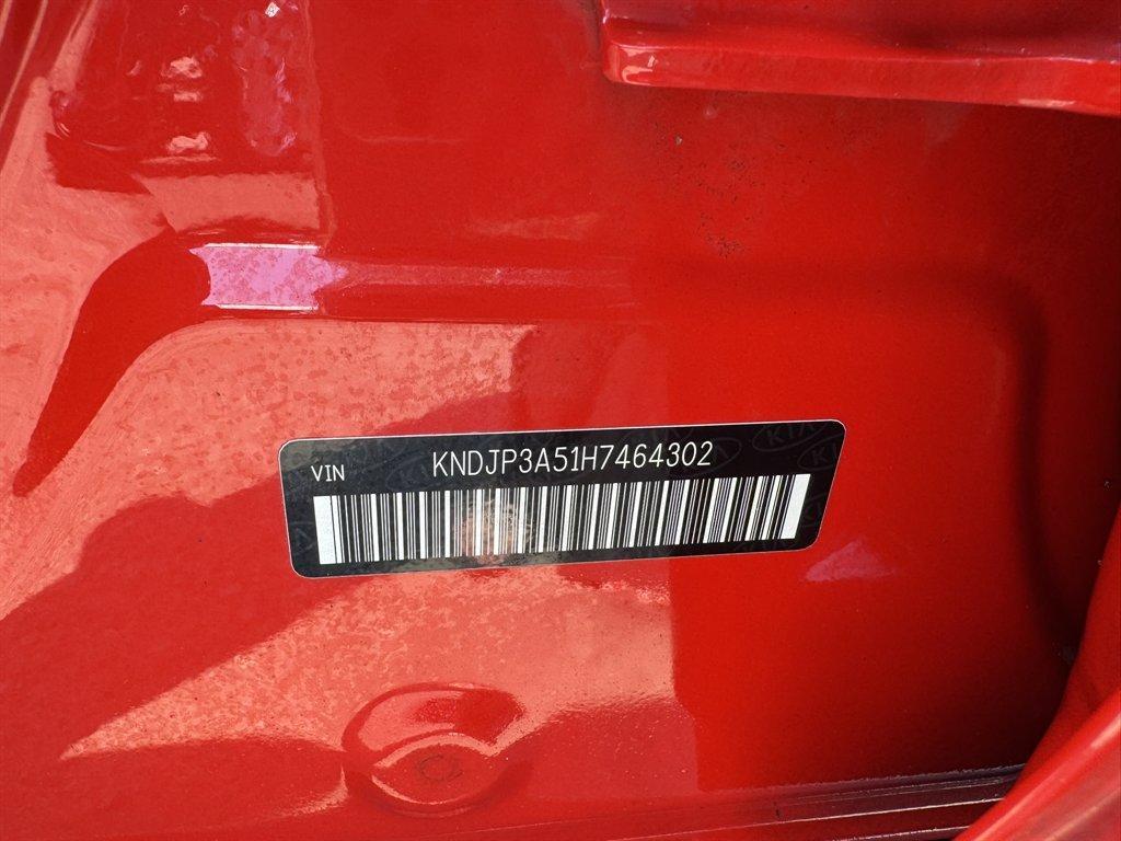 2017 Red /Black Kia Soul (KNDJP3A51H7) with an 2.0l I-4 DI Dohc 2.0l engine, Automatic transmission, located at 745 East Steele Rd., West Columbia, SC, 29170, (803) 755-9148, 33.927212, -81.148483 - Photo#30