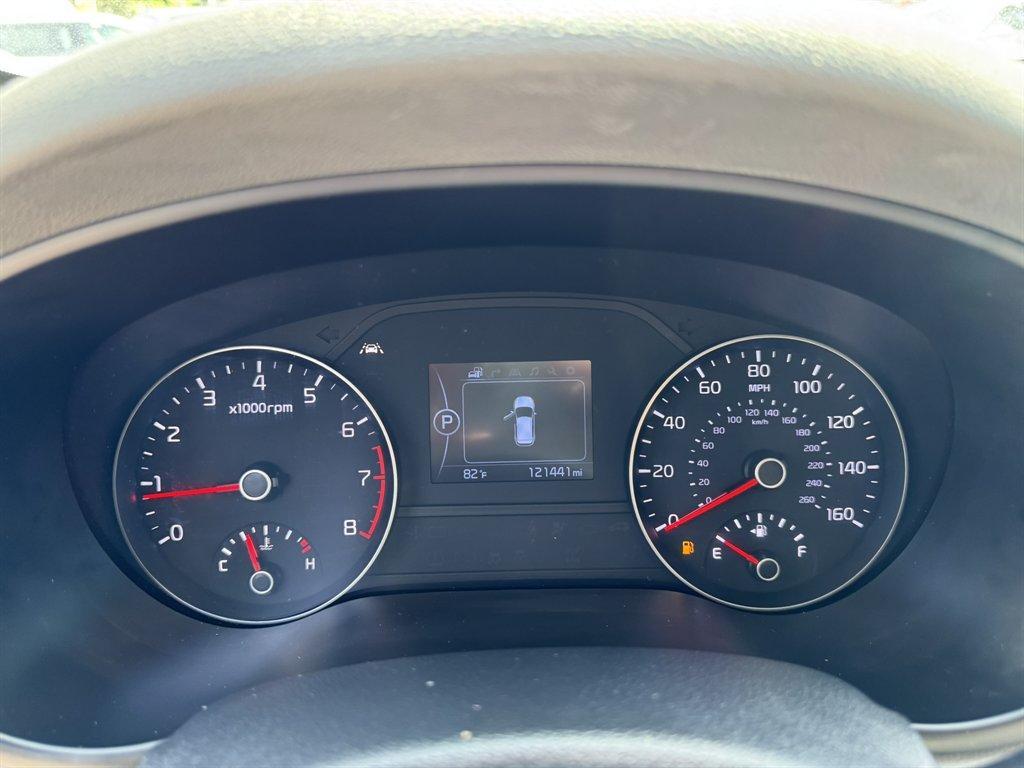 2019 Red /Grey Kia Sportage (KNDPNCAC7K7) with an 2.4l I-4 DI Dohc 2.4l engine, Automatic transmission, located at 745 East Steele Rd., West Columbia, SC, 29170, (803) 755-9148, 33.927212, -81.148483 - Photo#10
