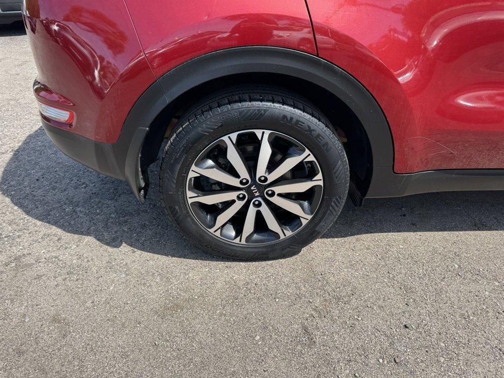 2019 Red /Grey Kia Sportage (KNDPNCAC7K7) with an 2.4l I-4 DI Dohc 2.4l engine, Automatic transmission, located at 745 East Steele Rd., West Columbia, SC, 29170, (803) 755-9148, 33.927212, -81.148483 - Photo#33