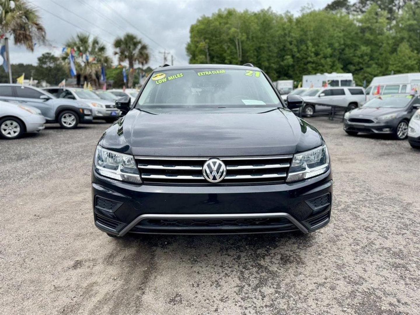 2021 Black /Grey Volkswagen Tiguan (3VV3B7AX3MM) with an 2.0l I-4 DI Dohc T/C 2.0l engine, Automatic transmission, located at 745 East Steele Rd., West Columbia, SC, 29170, (803) 755-9148, 33.927212, -81.148483 - Photo#1