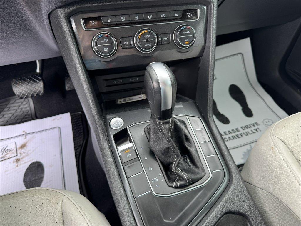2021 Black /Grey Volkswagen Tiguan (3VV3B7AX3MM) with an 2.0l I-4 DI Dohc T/C 2.0l engine, Automatic transmission, located at 745 East Steele Rd., West Columbia, SC, 29170, (803) 755-9148, 33.927212, -81.148483 - Photo#15