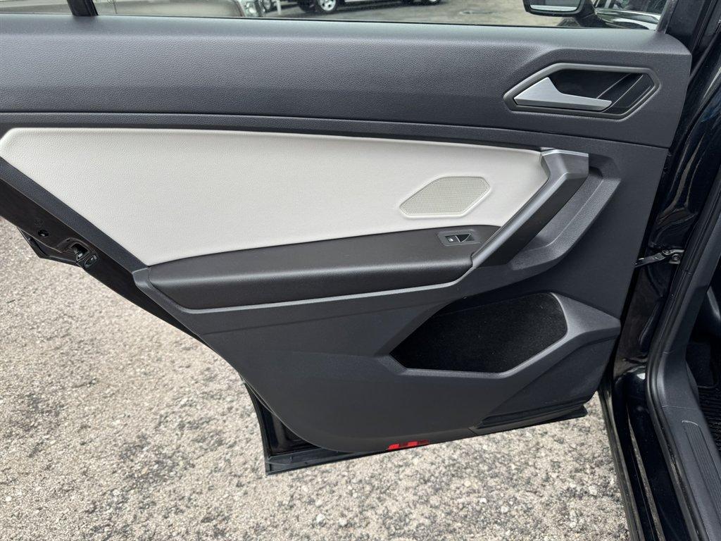 2021 Black /Grey Volkswagen Tiguan (3VV3B7AX3MM) with an 2.0l I-4 DI Dohc T/C 2.0l engine, Automatic transmission, located at 745 East Steele Rd., West Columbia, SC, 29170, (803) 755-9148, 33.927212, -81.148483 - Photo#20