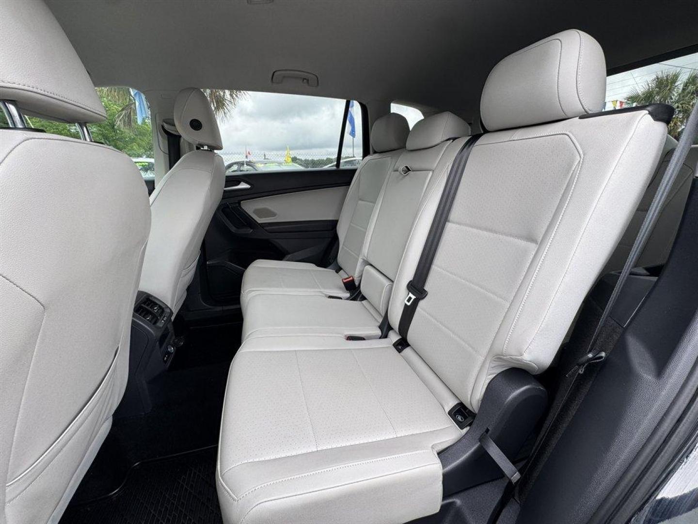 2021 Black /Grey Volkswagen Tiguan (3VV3B7AX3MM) with an 2.0l I-4 DI Dohc T/C 2.0l engine, Automatic transmission, located at 745 East Steele Rd., West Columbia, SC, 29170, (803) 755-9148, 33.927212, -81.148483 - Photo#21