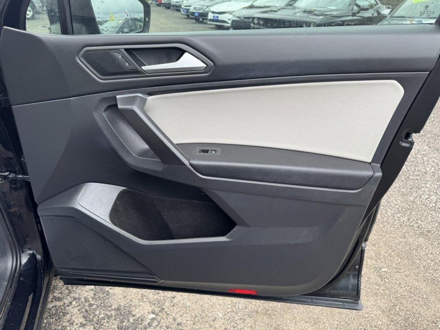 2021 Black /Grey Volkswagen Tiguan (3VV3B7AX3MM) with an 2.0l I-4 DI Dohc T/C 2.0l engine, Automatic transmission, located at 745 East Steele Rd., West Columbia, SC, 29170, (803) 755-9148, 33.927212, -81.148483 - Photo#25