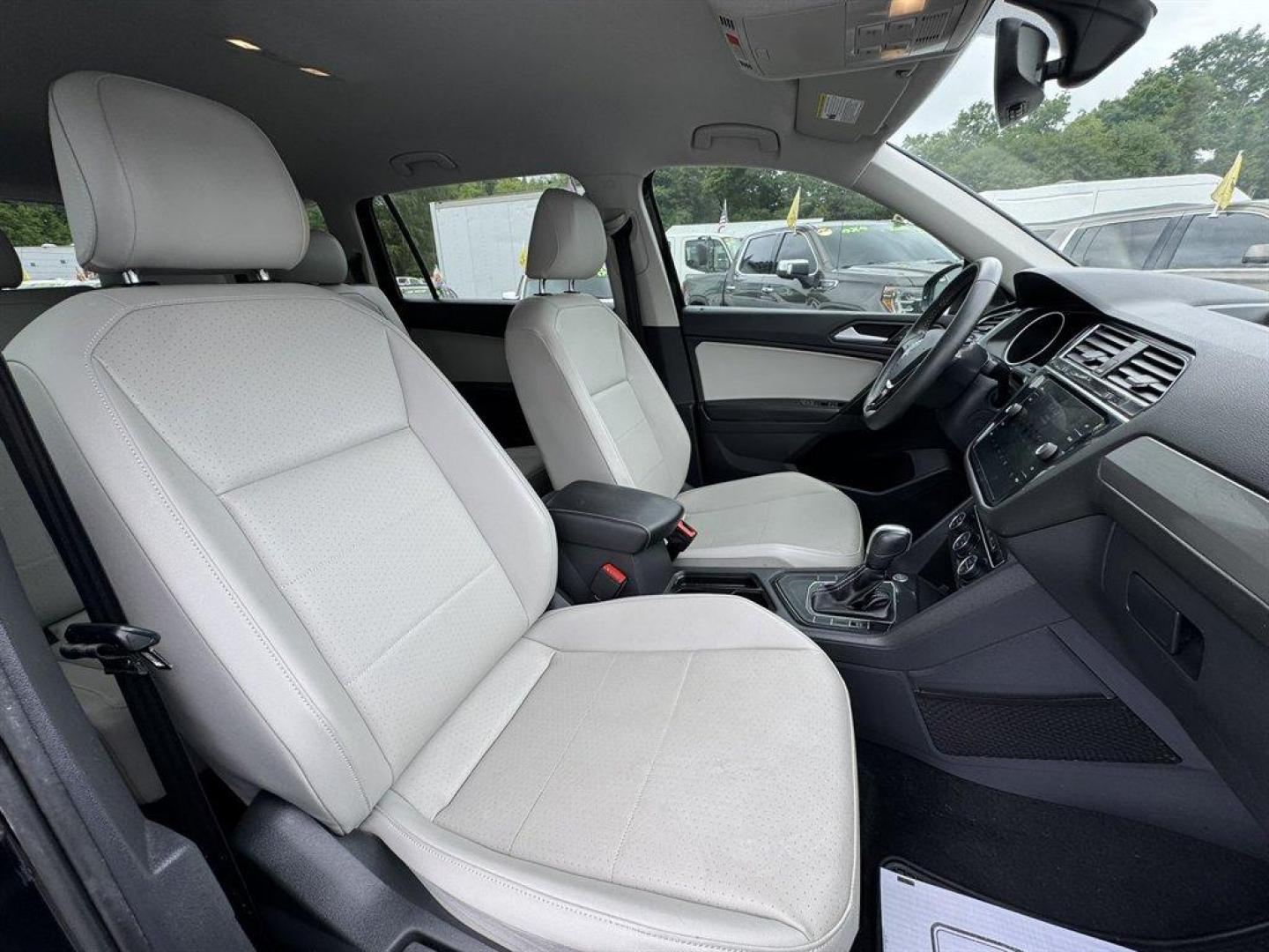 2021 Black /Grey Volkswagen Tiguan (3VV3B7AX3MM) with an 2.0l I-4 DI Dohc T/C 2.0l engine, Automatic transmission, located at 745 East Steele Rd., West Columbia, SC, 29170, (803) 755-9148, 33.927212, -81.148483 - Photo#26