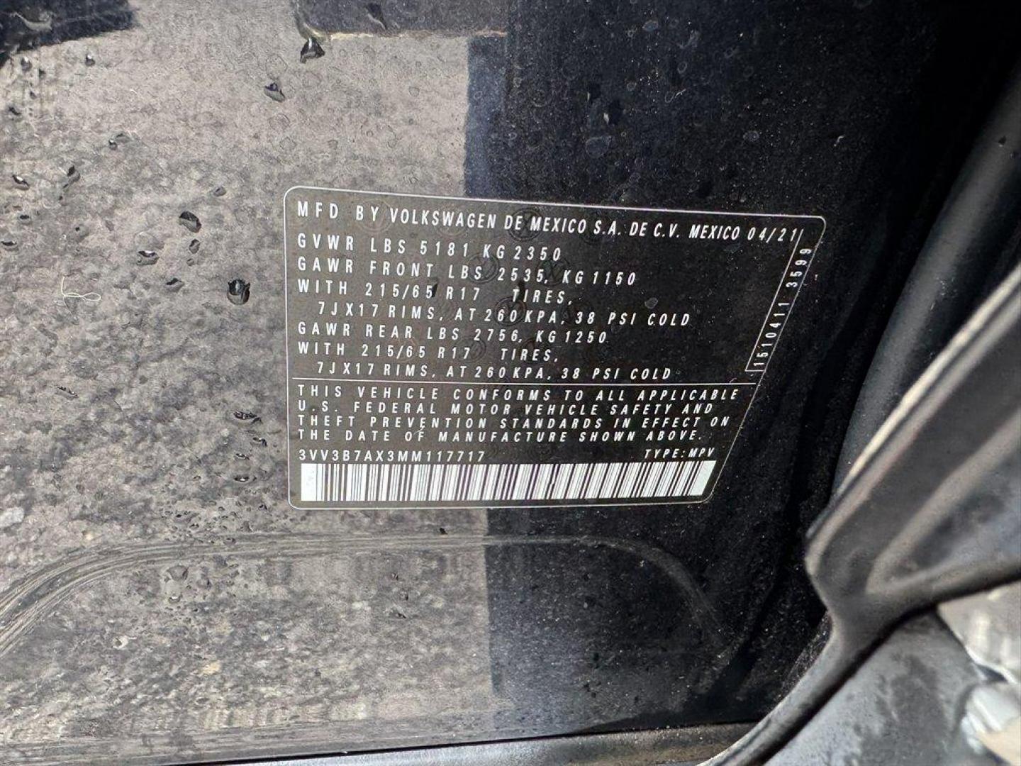 2021 Black /Grey Volkswagen Tiguan (3VV3B7AX3MM) with an 2.0l I-4 DI Dohc T/C 2.0l engine, Automatic transmission, located at 745 East Steele Rd., West Columbia, SC, 29170, (803) 755-9148, 33.927212, -81.148483 - Photo#33