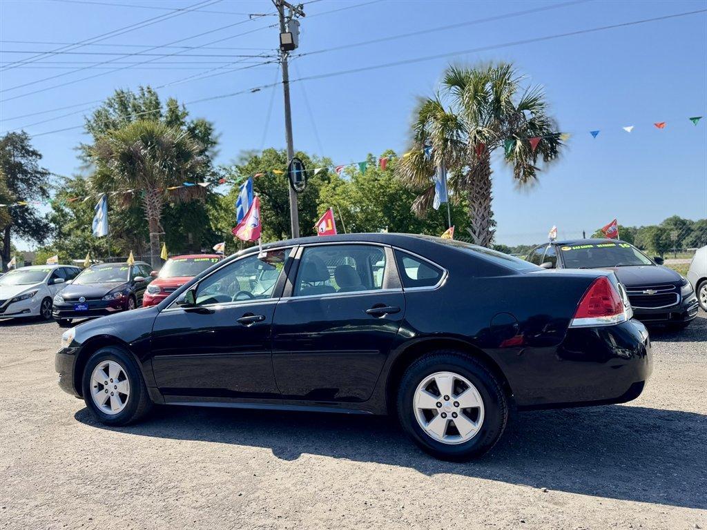 2011 Black /Grey Chevrolet Impala (2G1WF5EK3B1) with an 3.5l V6 SFI Flex 3.5l engine, Automatic transmission, located at 745 East Steele Rd., West Columbia, SC, 29170, (803) 755-9148, 33.927212, -81.148483 - Photo#5