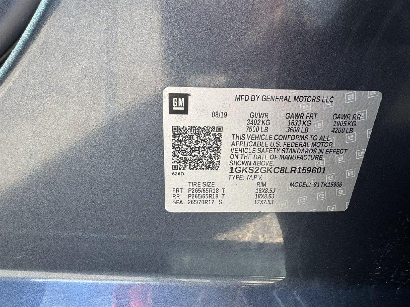 2020 Grey /Black GMC Yukon XL (1GKS2GKC8LR) with an 5.3l V8 DI VVT Flex 5.3l engine, Automatic transmission, located at 745 East Steele Rd., West Columbia, SC, 29170, (803) 755-9148, 33.927212, -81.148483 - Photo#40