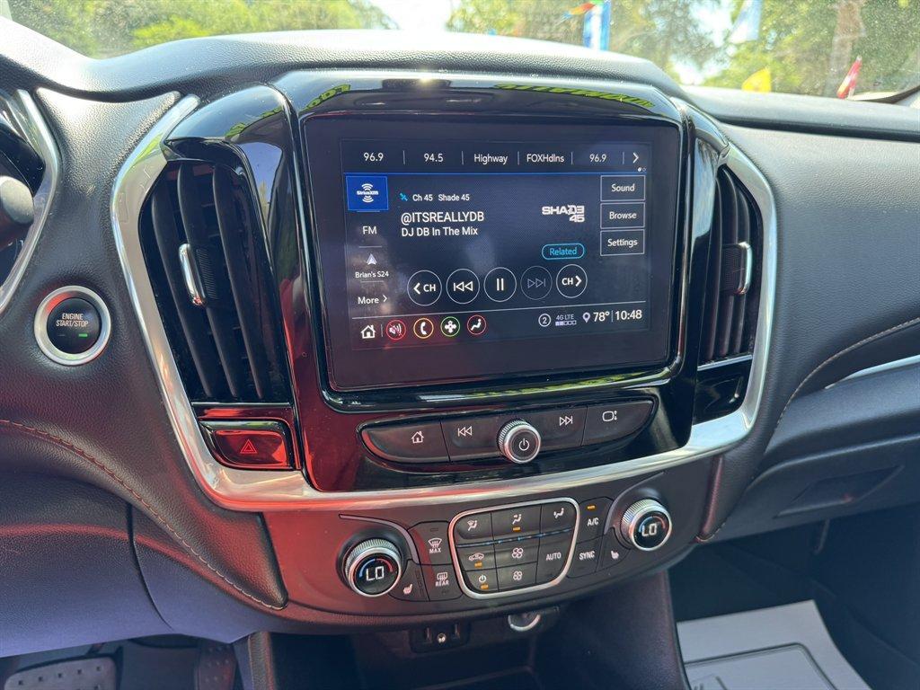 2020 White /Black Chevrolet Traverse (1GNEVHKW3LJ) with an 3.6l V6 DI Dohc 3.6l engine, Automatic transmission, located at 745 East Steele Rd., West Columbia, SC, 29170, (803) 755-9148, 33.927212, -81.148483 - Photo#12