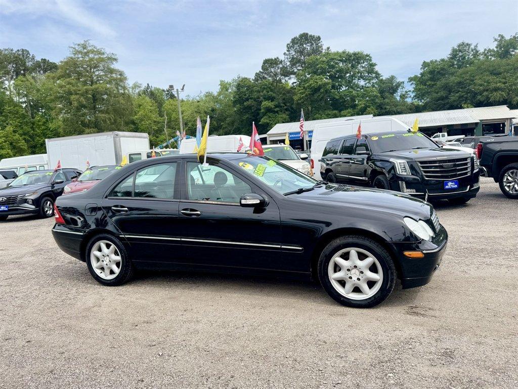 2003 Black /Black Mercedes-Benz C Class (WDBRF61J83F) with an 2.6l V6 EFI Sohc 2.6l engine, Automatic transmission, located at 745 East Steele Rd., West Columbia, SC, 29170, (803) 755-9148, 33.927212, -81.148483 - Photo#2