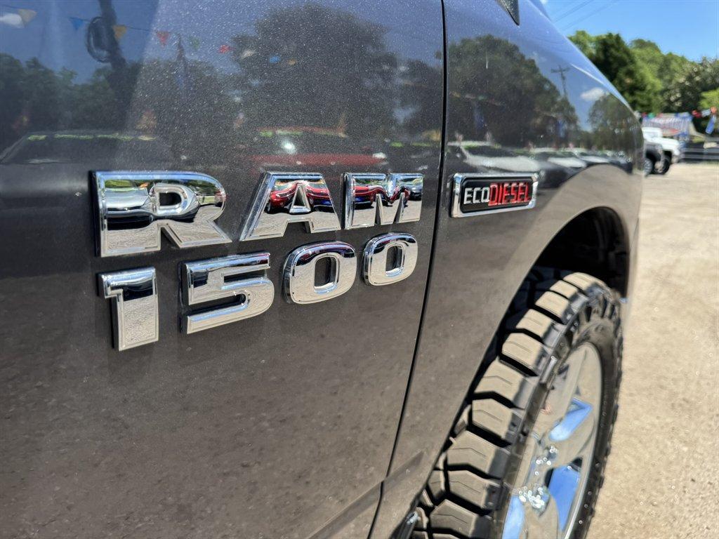 2015 Grey /Grey Ram 1500 (1C6RR7LM3FS) with an 3.0l V6 DI Dohc Tdsl 3.0l engine, Automatic transmission, located at 745 East Steele Rd., West Columbia, SC, 29170, (803) 755-9148, 33.927212, -81.148483 - Photo#28