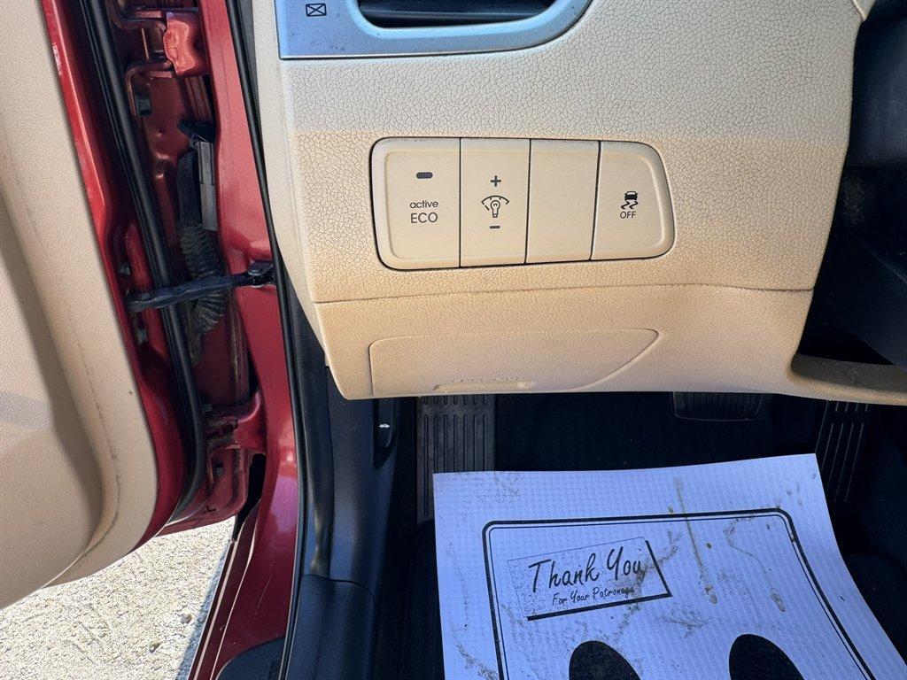 2013 Red /Taupe Hyundai Elantra (5NPDH4AE3DH) with an 1.8l I-4 MPI Dohc 1.8l engine, Automatic transmission, located at 745 East Steele Rd., West Columbia, SC, 29170, (803) 755-9148, 33.927212, -81.148483 - Photo#13