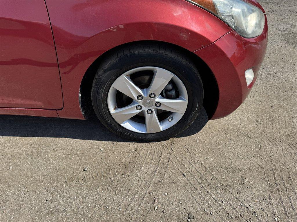 2013 Red /Taupe Hyundai Elantra (5NPDH4AE3DH) with an 1.8l I-4 MPI Dohc 1.8l engine, Automatic transmission, located at 745 East Steele Rd., West Columbia, SC, 29170, (803) 755-9148, 33.927212, -81.148483 - Photo#23