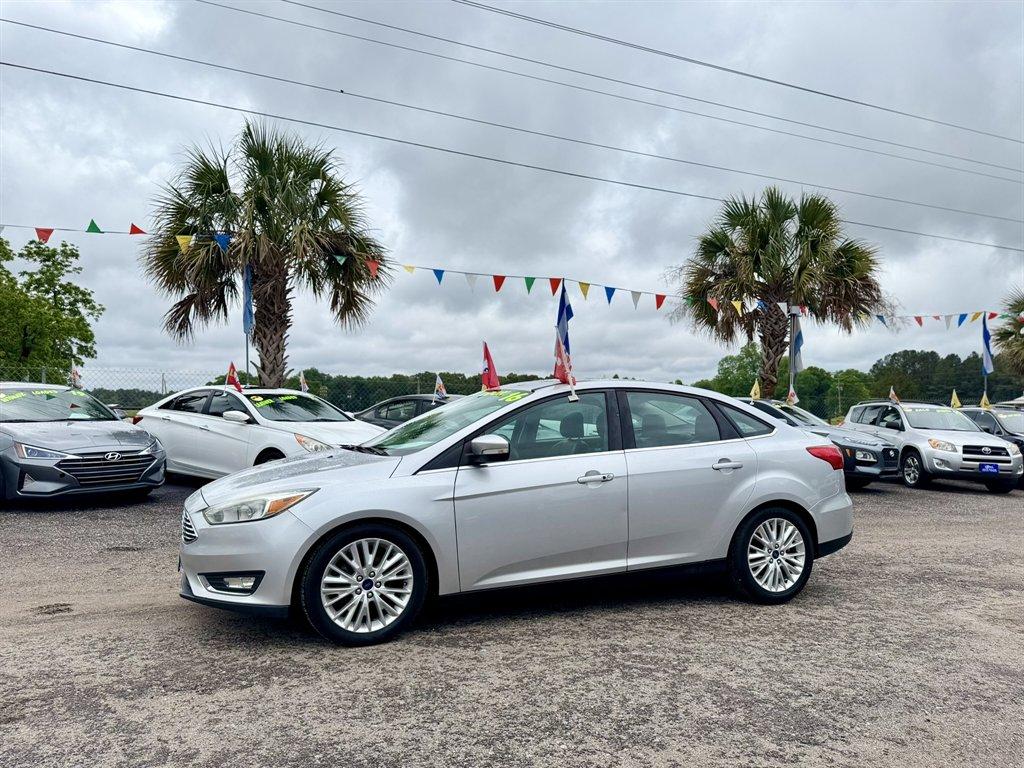 photo of 2016 Ford Focus 