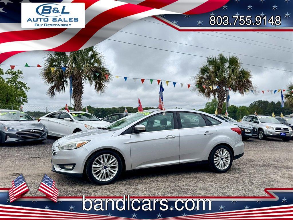 2016 Silver /Black Ford Focus (1FADP3J2XGL) with an 2.0l I-4 DI Dohc Flex 2.0 engine, Automatic transmission, located at 745 East Steele Rd., West Columbia, SC, 29170, (803) 755-9148, 33.927212, -81.148483 - Photo#0