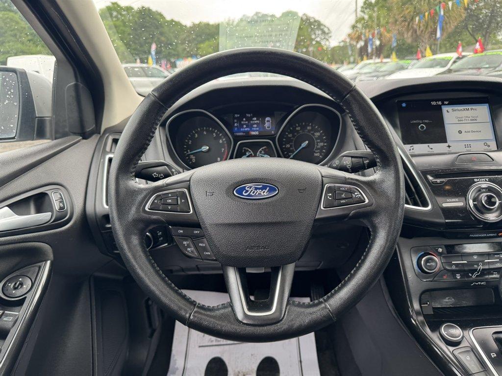 2016 Silver /Black Ford Focus (1FADP3J2XGL) with an 2.0l I-4 DI Dohc Flex 2.0 engine, Automatic transmission, located at 745 East Steele Rd., West Columbia, SC, 29170, (803) 755-9148, 33.927212, -81.148483 - Photo#7