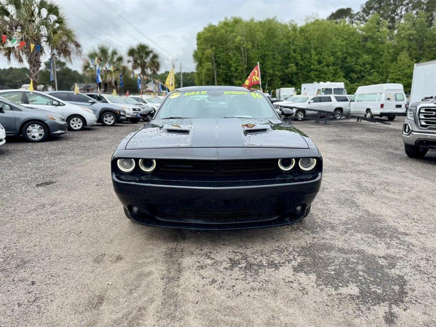 2016 Black /Black Dodge Challenger (2C3CDZAG5GH) with an 3.6l V6 MPI Dohc VVT Flex engine, Automatic transmission, located at 745 East Steele Rd., West Columbia, SC, 29170, (803) 755-9148, 33.927212, -81.148483 - Photo#1