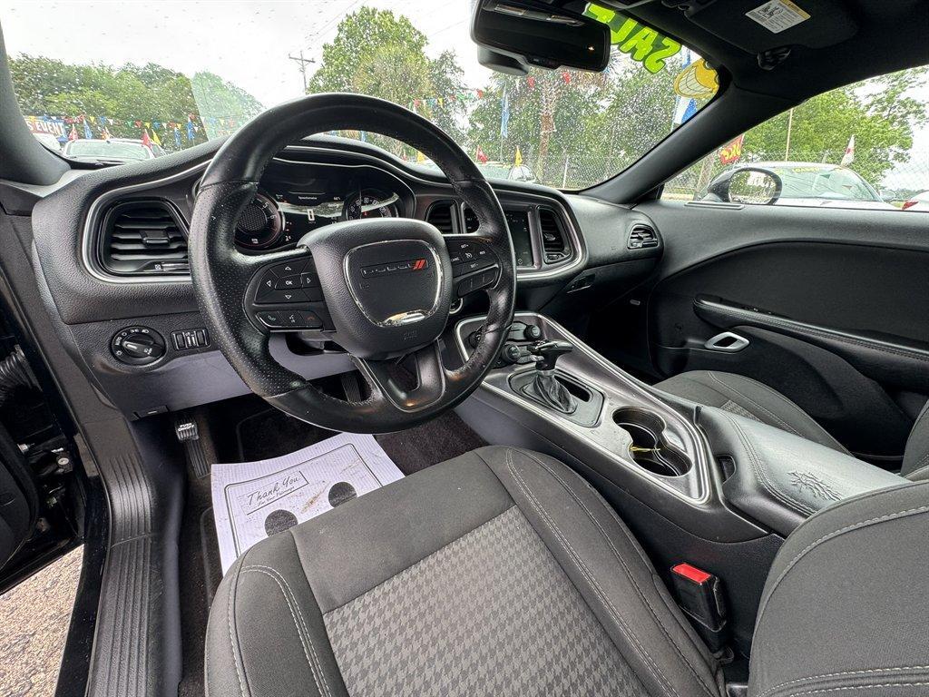 2016 Black /Black Dodge Challenger (2C3CDZAG5GH) with an 3.6l V6 MPI Dohc VVT Flex engine, Automatic transmission, located at 745 East Steele Rd., West Columbia, SC, 29170, (803) 755-9148, 33.927212, -81.148483 - Photo#6