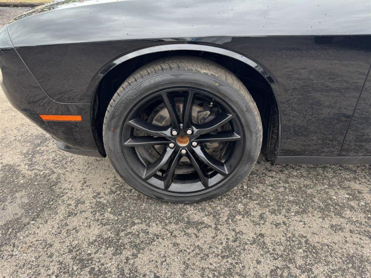 2016 Black /Black Dodge Challenger (2C3CDZAG5GH) with an 3.6l V6 MPI Dohc VVT Flex engine, Automatic transmission, located at 745 East Steele Rd., West Columbia, SC, 29170, (803) 755-9148, 33.927212, -81.148483 - Photo#25