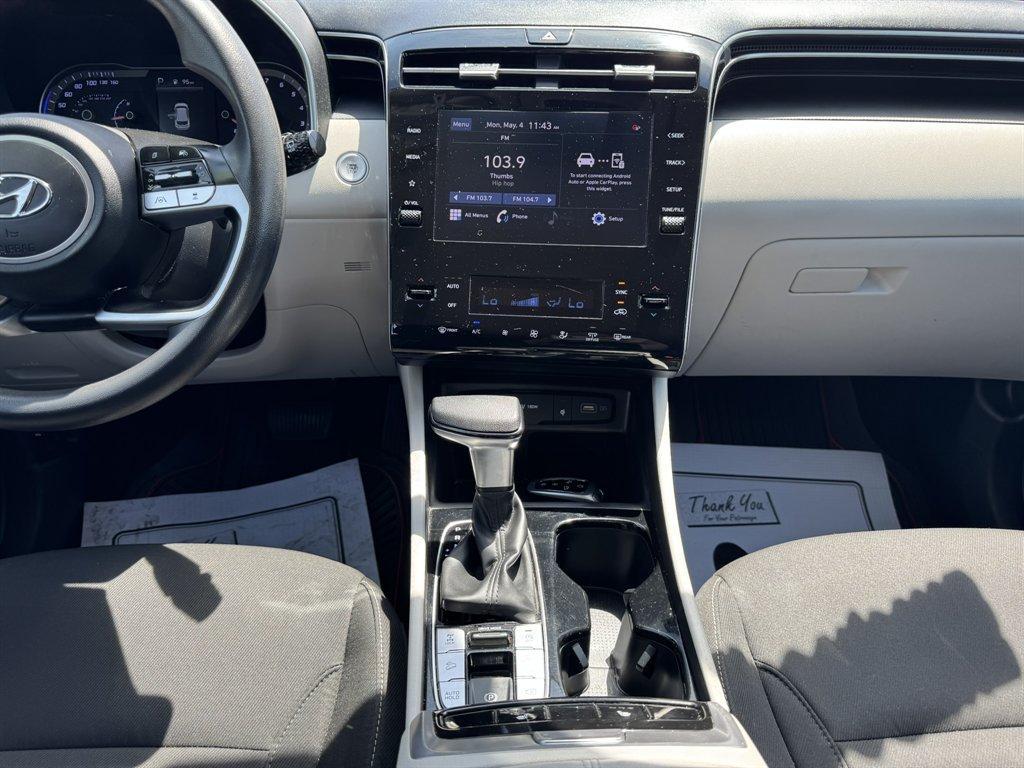 2024 Grey /Grey Hyundai Tucson (5NMJBCDE9RH) with an 2.5l I-4 DI Dohc 2.5l engine, Automatic transmission, located at 745 East Steele Rd., West Columbia, SC, 29170, (803) 755-9148, 33.927212, -81.148483 - Photo#11