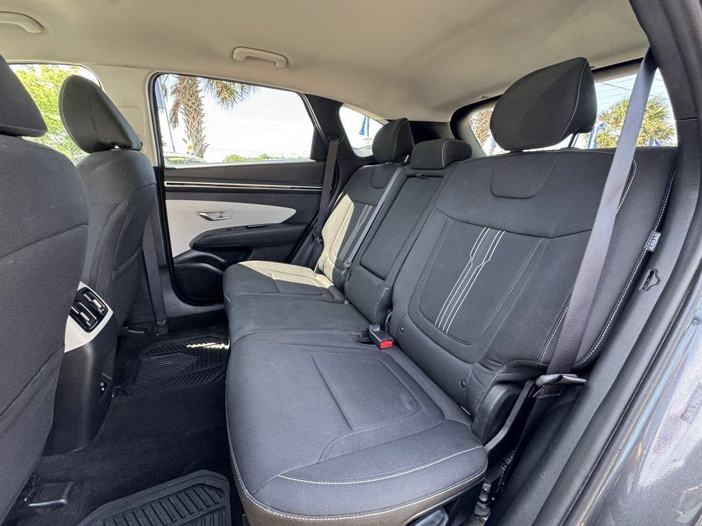 2024 Grey /Grey Hyundai Tucson (5NMJBCDE9RH) with an 2.5l I-4 DI Dohc 2.5l engine, Automatic transmission, located at 745 East Steele Rd., West Columbia, SC, 29170, (803) 755-9148, 33.927212, -81.148483 - Photo#21
