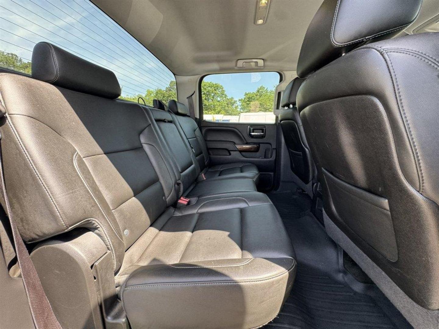 2014 White /Black GMC Sierra 1500 (3GTU2UEC5EG) with an 5.3l V8 DI VVT Flex 5.3l engine, Automatic transmission, located at 745 East Steele Rd., West Columbia, SC, 29170, (803) 755-9148, 33.927212, -81.148483 - Photo#24