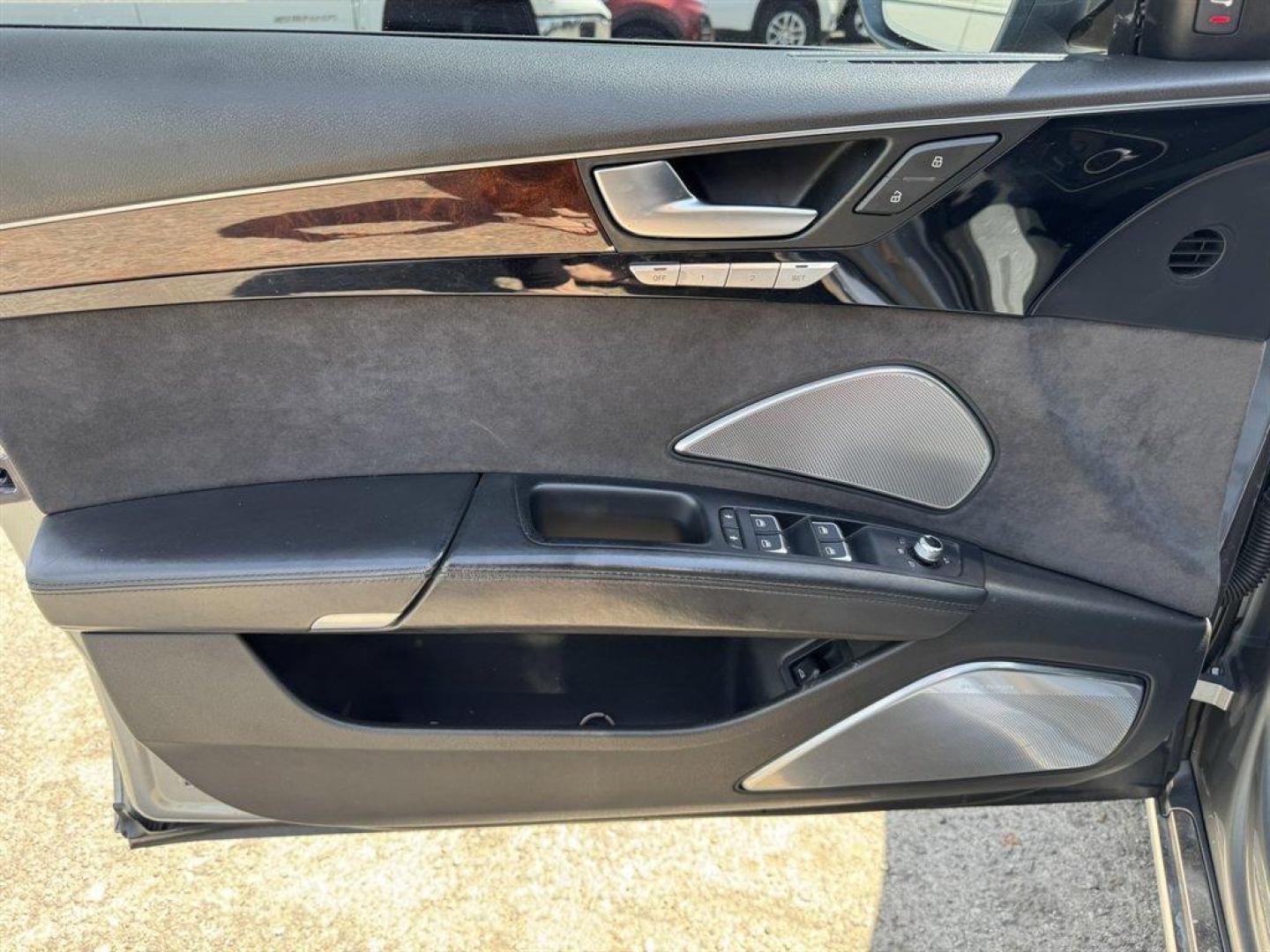 2013 Silver /Black Audi A8 (WAURGAFD0DN) with an 3.0l V6 DI Dohc S/C 3.0l engine, Automatic transmission, located at 745 East Steele Rd., West Columbia, SC, 29170, (803) 755-9148, 33.927212, -81.148483 - Photo#21