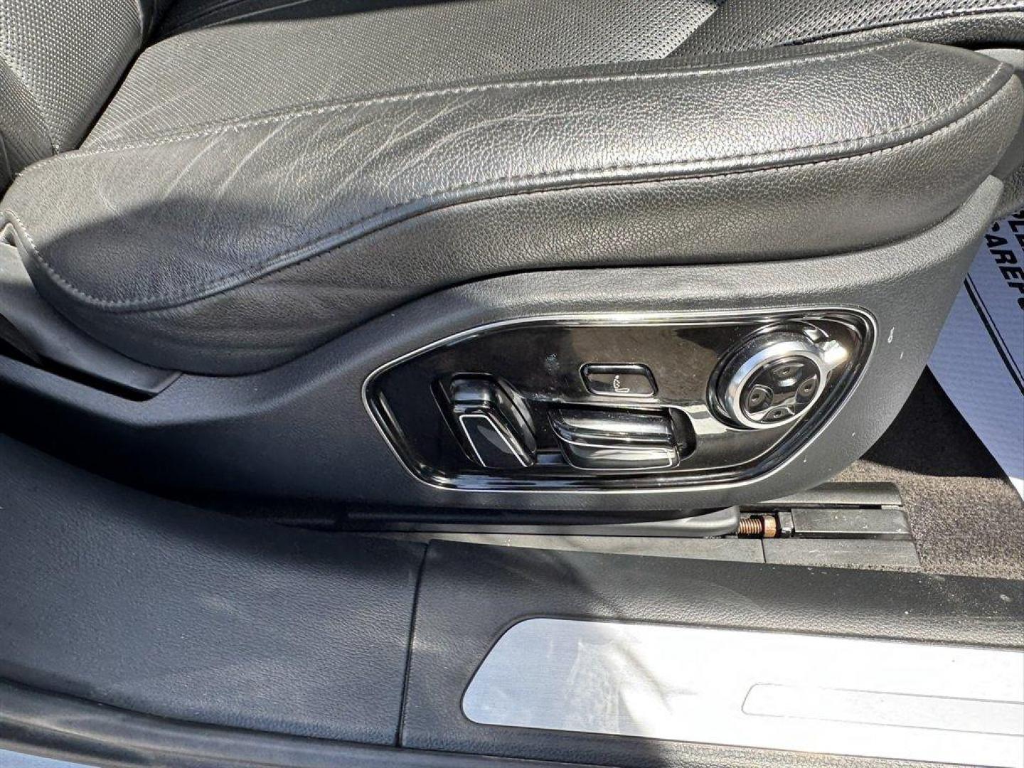 2013 Silver /Black Audi A8 (WAURGAFD0DN) with an 3.0l V6 DI Dohc S/C 3.0l engine, Automatic transmission, located at 745 East Steele Rd., West Columbia, SC, 29170, (803) 755-9148, 33.927212, -81.148483 - Photo#32