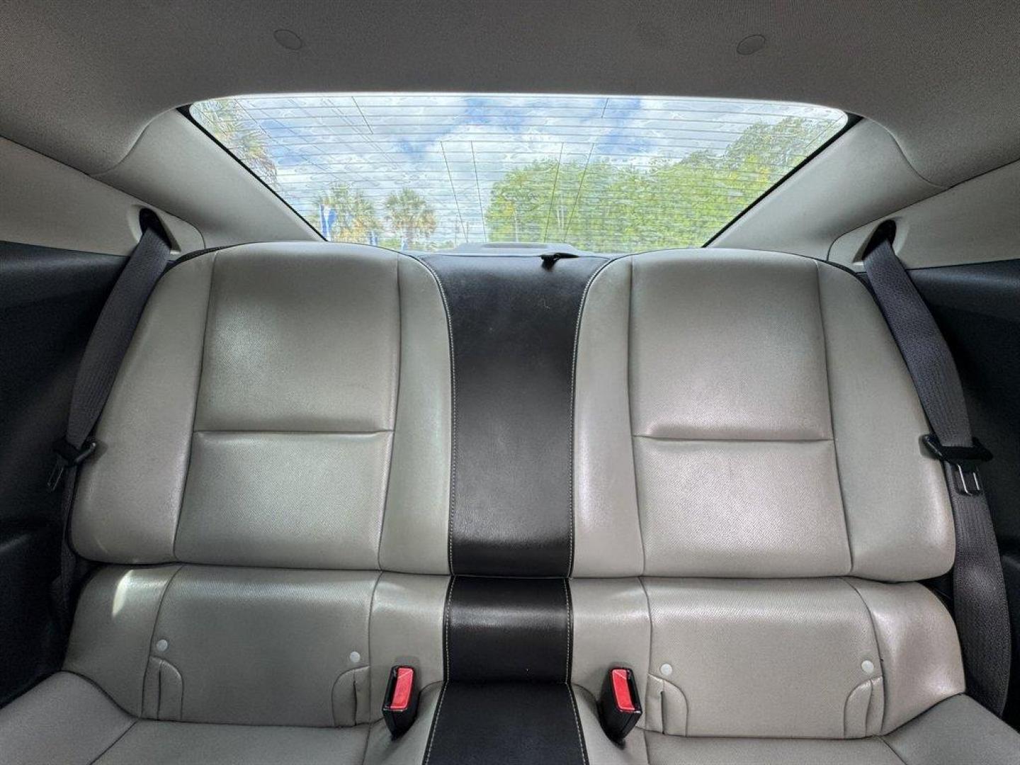 2010 Blue /Grey Chevrolet Camaro (2G1FT1EW9A9) with an 6.2l V8 SFI OHV HO 6.2l engine, Manual transmission, located at 745 East Steele Rd., West Columbia, SC, 29170, (803) 755-9148, 33.927212, -81.148483- Photo#20