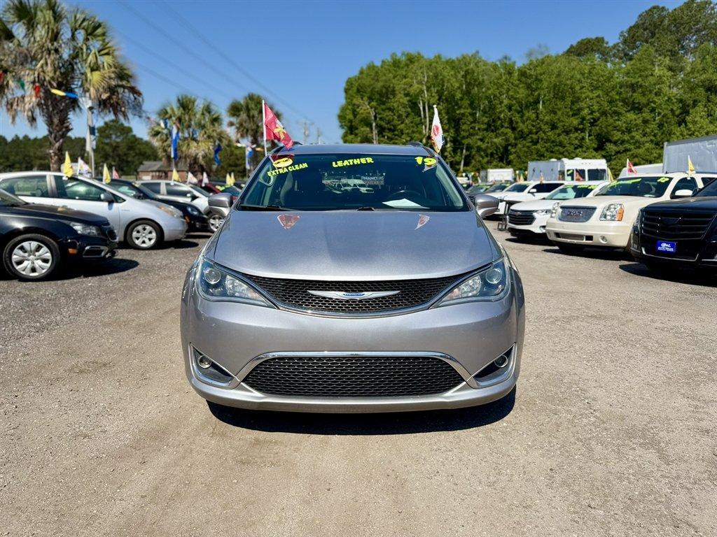 2019 Silver /Black Chrysler Pacifica (2C4RC1BG4KR) with an 3.6l V6 MPI Dohc 3.6l engine, Automatic transmission, located at 745 East Steele Rd., West Columbia, SC, 29170, (803) 755-9148, 33.927212, -81.148483 - Photo#1