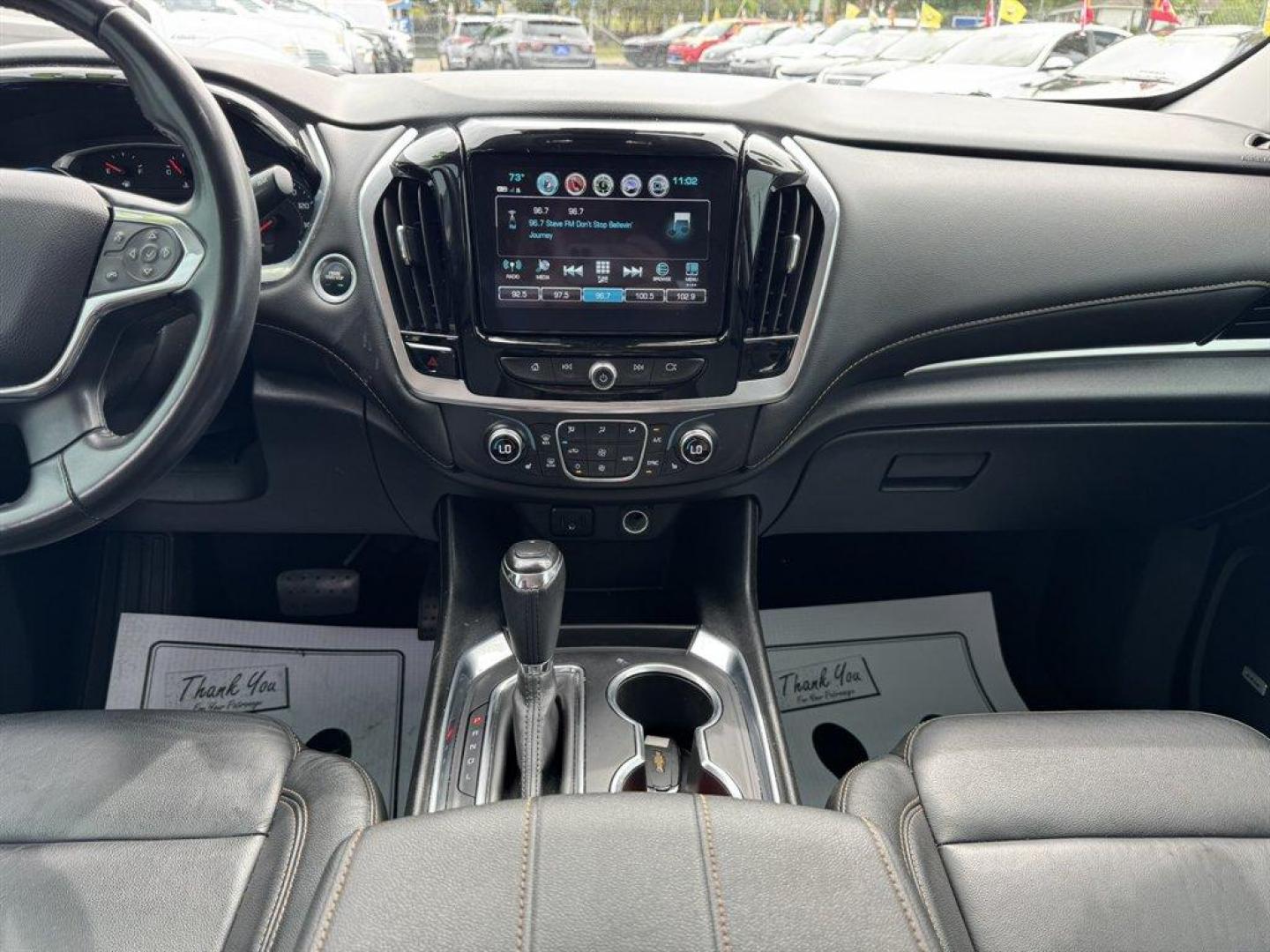 2019 White /Black Chevrolet Traverse (1GNERJKW9KJ) with an 3.6l V6 DI Dohc 3.6l engine, Automatic transmission, located at 745 East Steele Rd., West Columbia, SC, 29170, (803) 755-9148, 33.927212, -81.148483 - Photo#11
