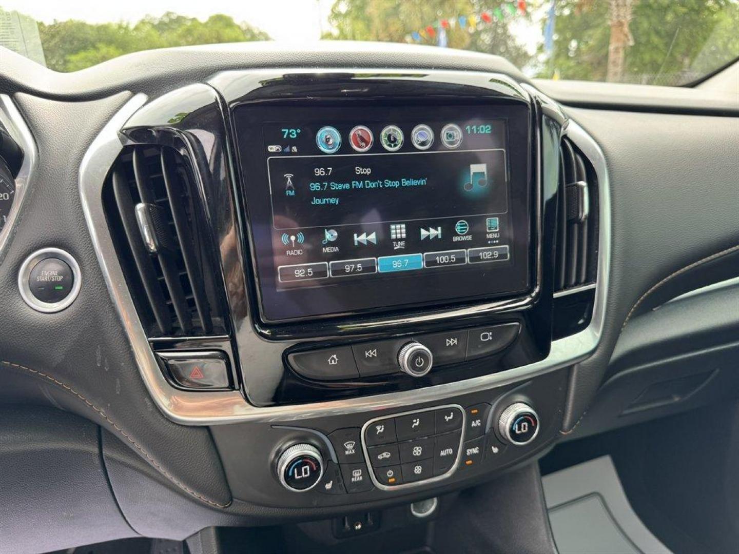 2019 White /Black Chevrolet Traverse (1GNERJKW9KJ) with an 3.6l V6 DI Dohc 3.6l engine, Automatic transmission, located at 745 East Steele Rd., West Columbia, SC, 29170, (803) 755-9148, 33.927212, -81.148483 - Photo#12