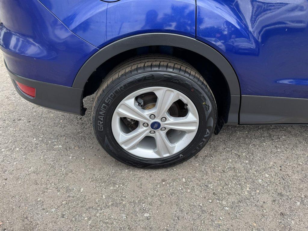 2013 Blue /Black Ford Escape (1FMCU0G97DU) with an 2.0l I-4 DI T/C Ecoboost engine, Automatic transmission, located at 745 East Steele Rd., West Columbia, SC, 29170, (803) 755-9148, 33.927212, -81.148483 - Photo#27