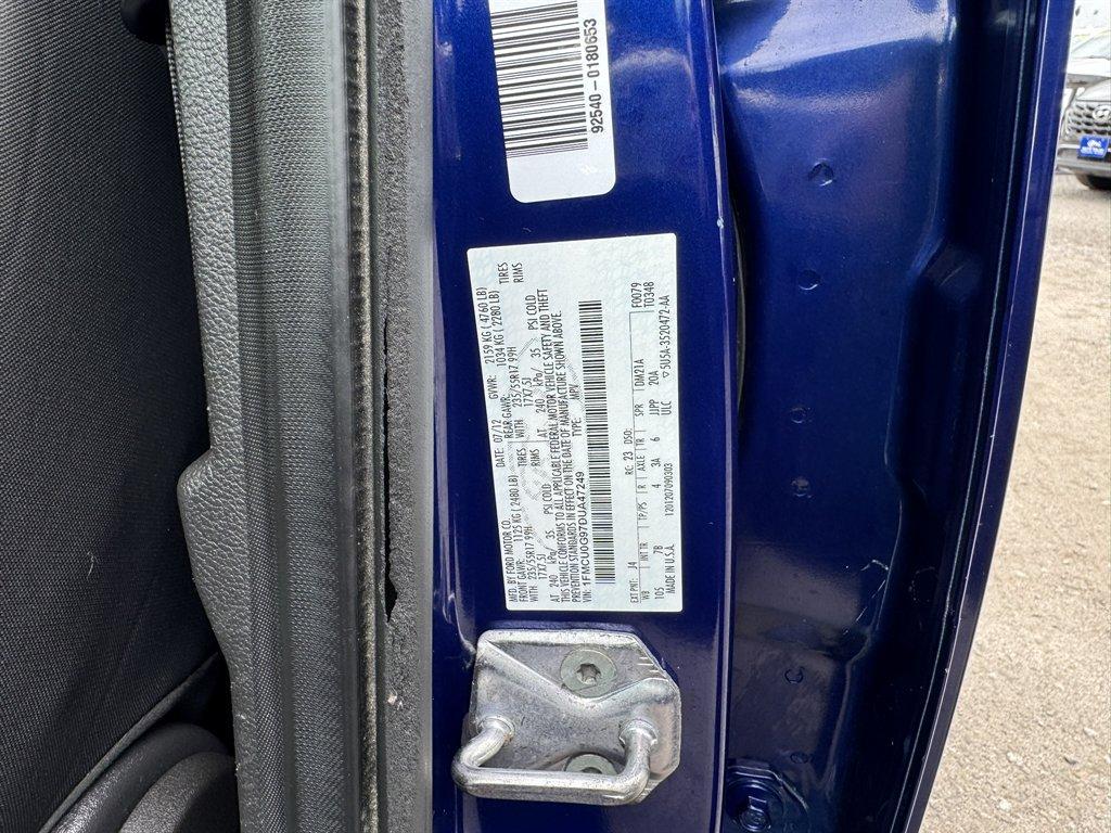 2013 Blue /Black Ford Escape (1FMCU0G97DU) with an 2.0l I-4 DI T/C Ecoboost engine, Automatic transmission, located at 745 East Steele Rd., West Columbia, SC, 29170, (803) 755-9148, 33.927212, -81.148483 - Photo#30