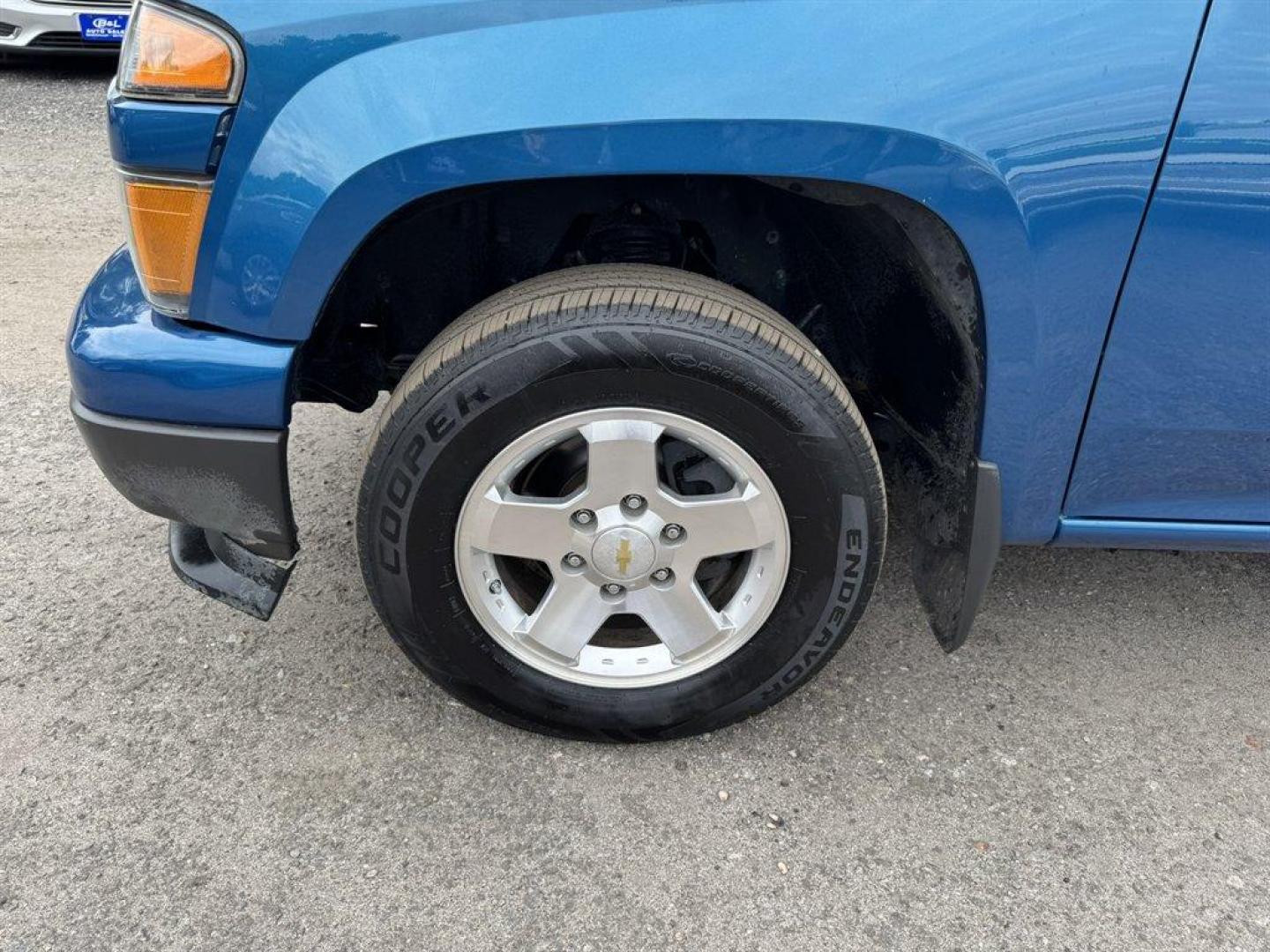 2012 Blue /Grey Chevrolet Colorado (1GCESCF92C8) with an 2.9l I-4 SFI 2.9l engine, Automatic transmission, located at 745 East Steele Rd., West Columbia, SC, 29170, (803) 755-9148, 33.927212, -81.148483 - Photo#28