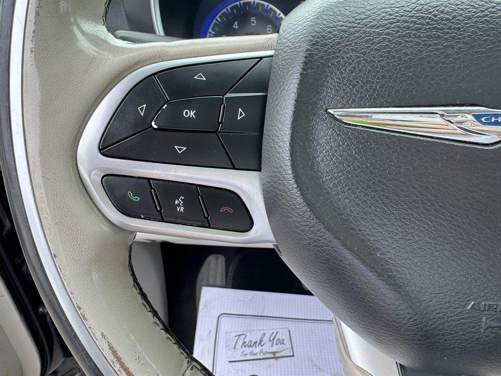 2020 Grey /Black Chrysler Pacifica (2C4RC1GG4LR) with an 3.6l V6 MPI Dohc 3.6l engine, Automatic transmission, located at 745 East Steele Rd., West Columbia, SC, 29170, (803) 755-9148, 33.927212, -81.148483 - Photo#8