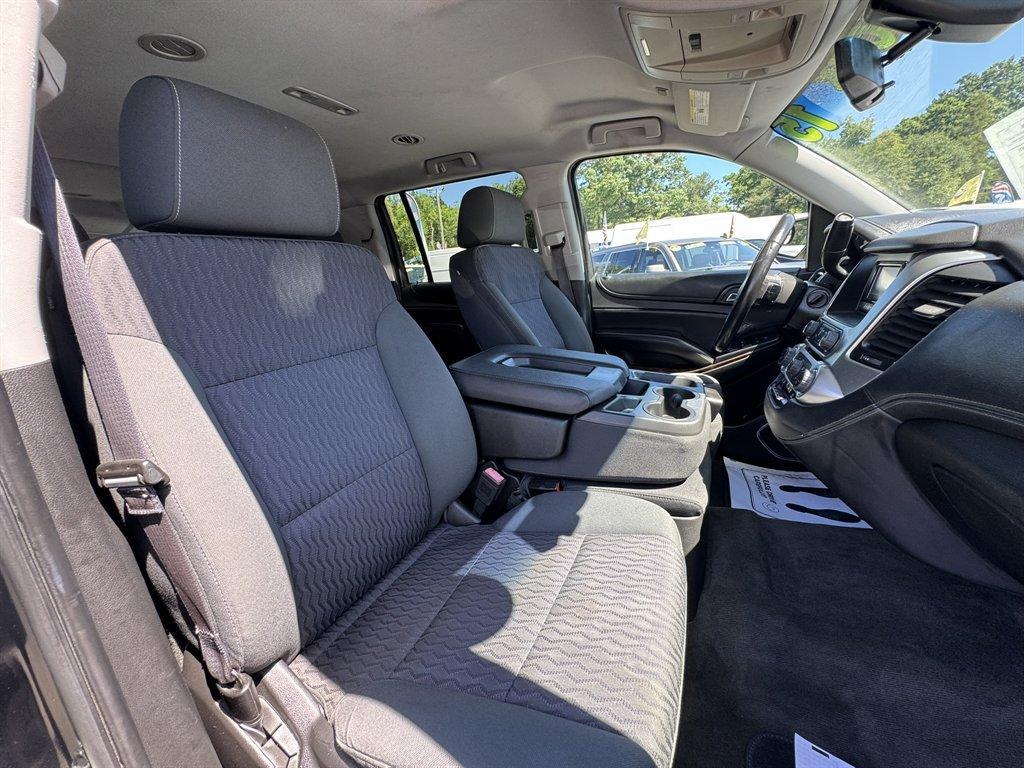 2015 Black /Black Chevrolet Suburban (1GNSKHKCXFR) with an 5.3l V8 DI VVT Flex 5.3l engine, Automatic transmission, located at 745 East Steele Rd., West Columbia, SC, 29170, (803) 755-9148, 33.927212, -81.148483 - Photo#27