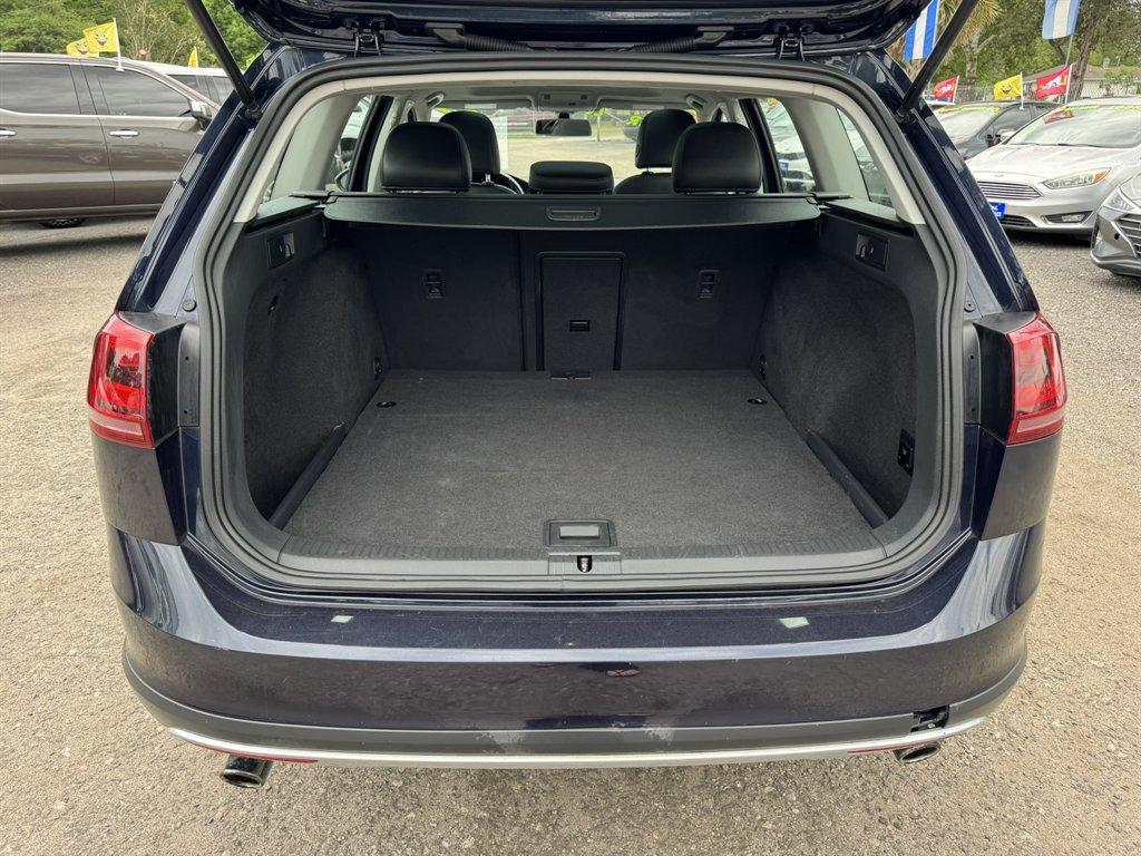 2017 Blue /Black Volkswagen Golf Alltrack (3VWH17AU2HM) with an 1.8l I-4 DI Dohc T/C 1.8l engine, Automatic transmission, located at 745 East Steele Rd., West Columbia, SC, 29170, (803) 755-9148, 33.927212, -81.148483 - Photo#30