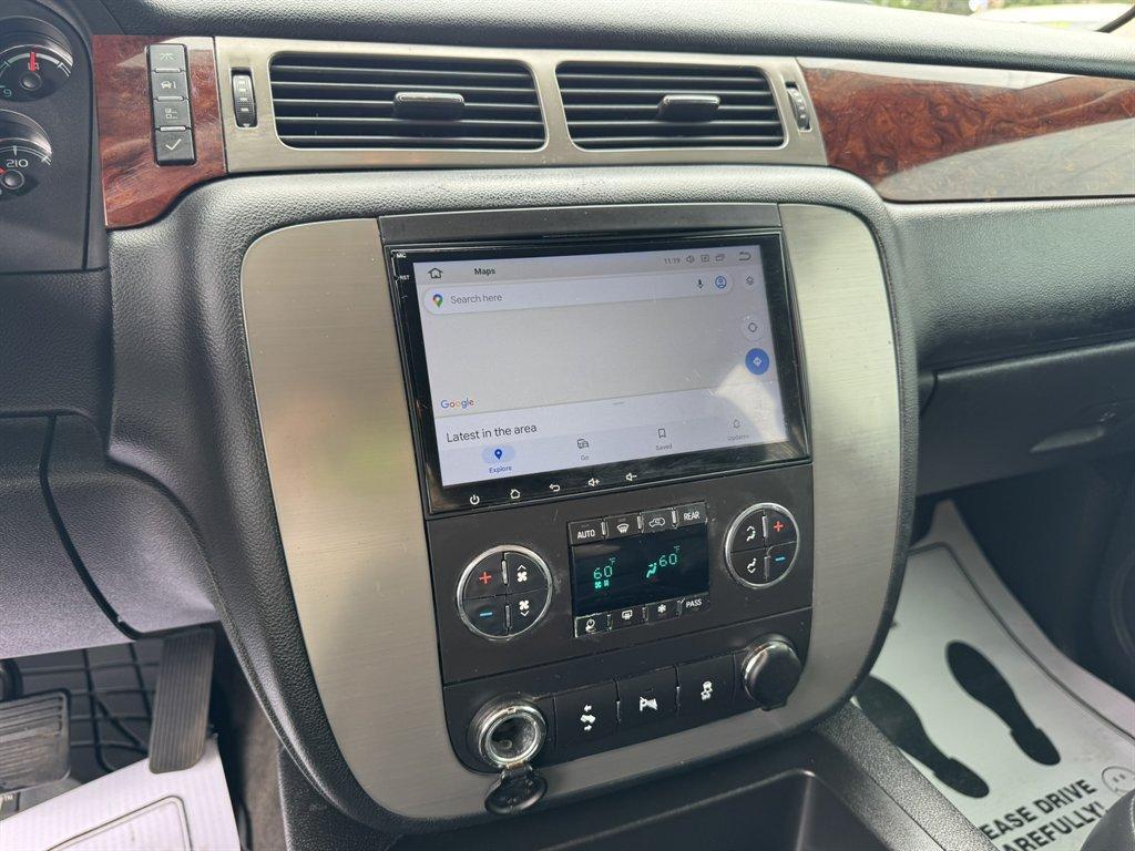2013 Gold /Black GMC Yukon (1GKS1CE06DR) with an 5.3l V8 SFI Flex 5.3l engine, Automatic transmission, located at 745 East Steele Rd., West Columbia, SC, 29170, (803) 755-9148, 33.927212, -81.148483 - Photo#13