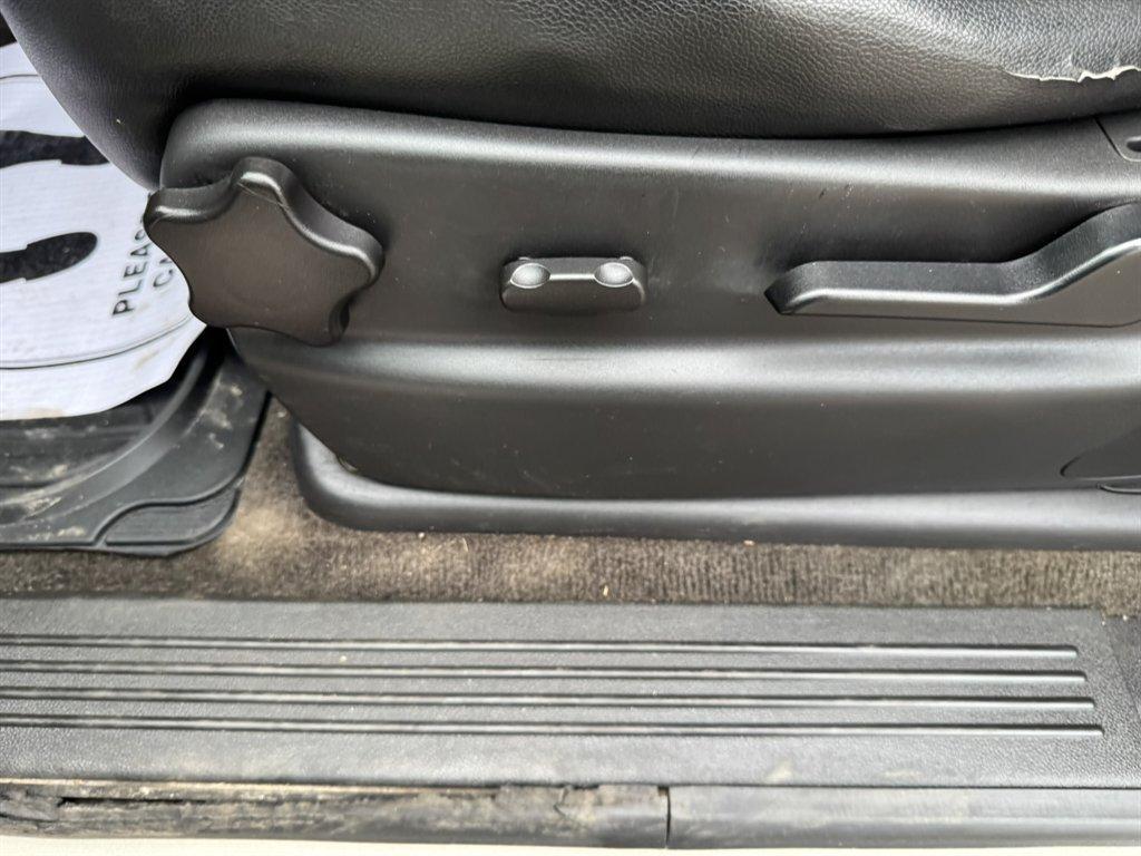 2013 Gold /Black GMC Yukon (1GKS1CE06DR) with an 5.3l V8 SFI Flex 5.3l engine, Automatic transmission, located at 745 East Steele Rd., West Columbia, SC, 29170, (803) 755-9148, 33.927212, -81.148483 - Photo#19