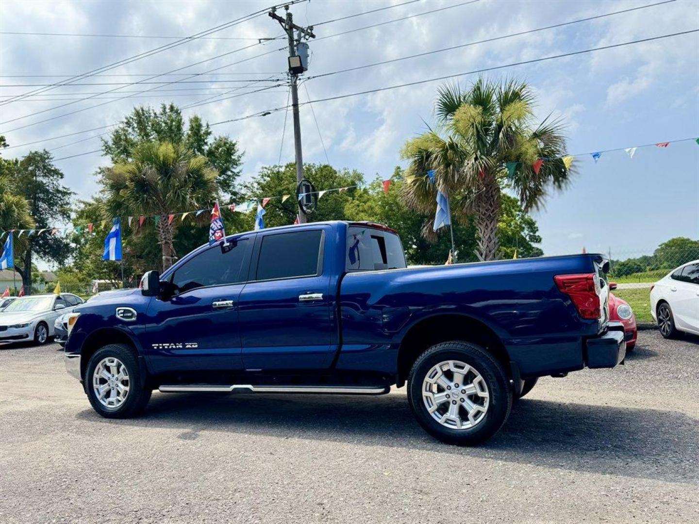 2016 Blue /Black Nissan Titan XD (1N6BA1F23GN) with an 5.0l V8 DI Dohc Tdsl 5.0l engine, Automatic transmission, located at 745 East Steele Rd., West Columbia, SC, 29170, (803) 755-9148, 33.927212, -81.148483- Photo#5