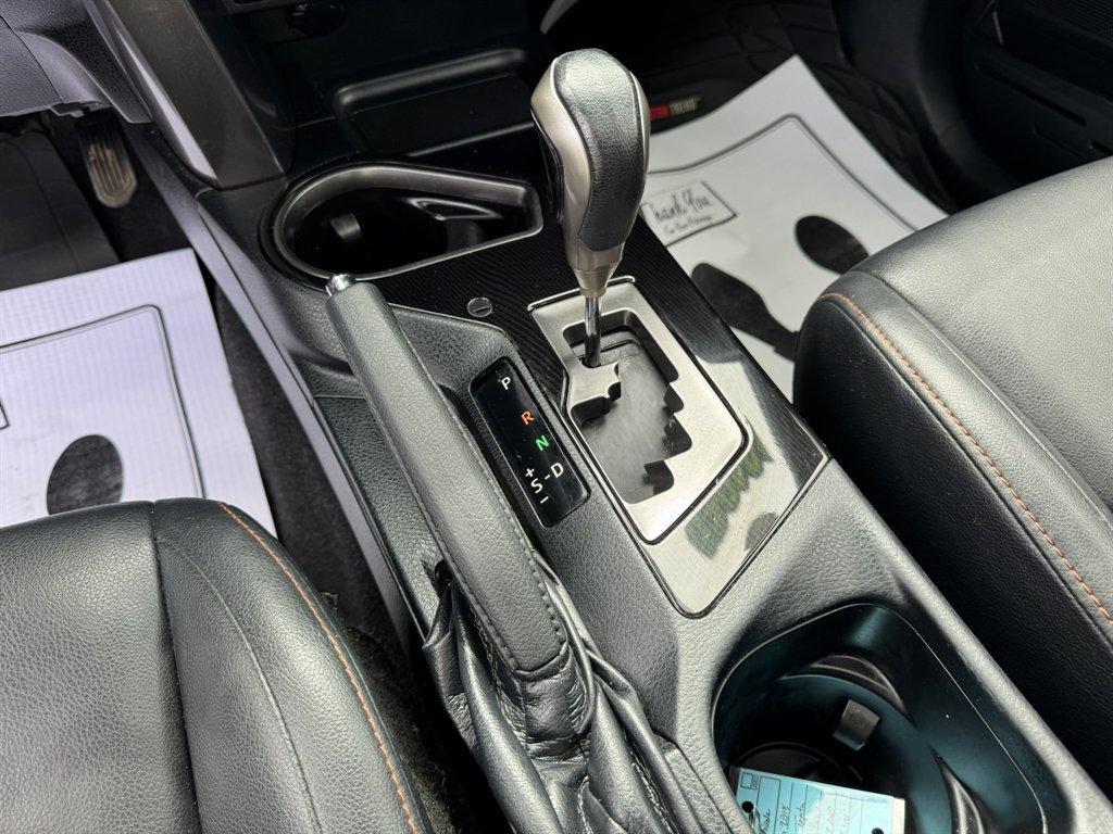 2018 Silver /Black Toyota RAV4 (JTMJFREV8JJ) with an 2.5l I-4 DI Dohc 2.5l engine, Automatic transmission, located at 745 East Steele Rd., West Columbia, SC, 29170, (803) 755-9148, 33.927212, -81.148483 - Photo#15