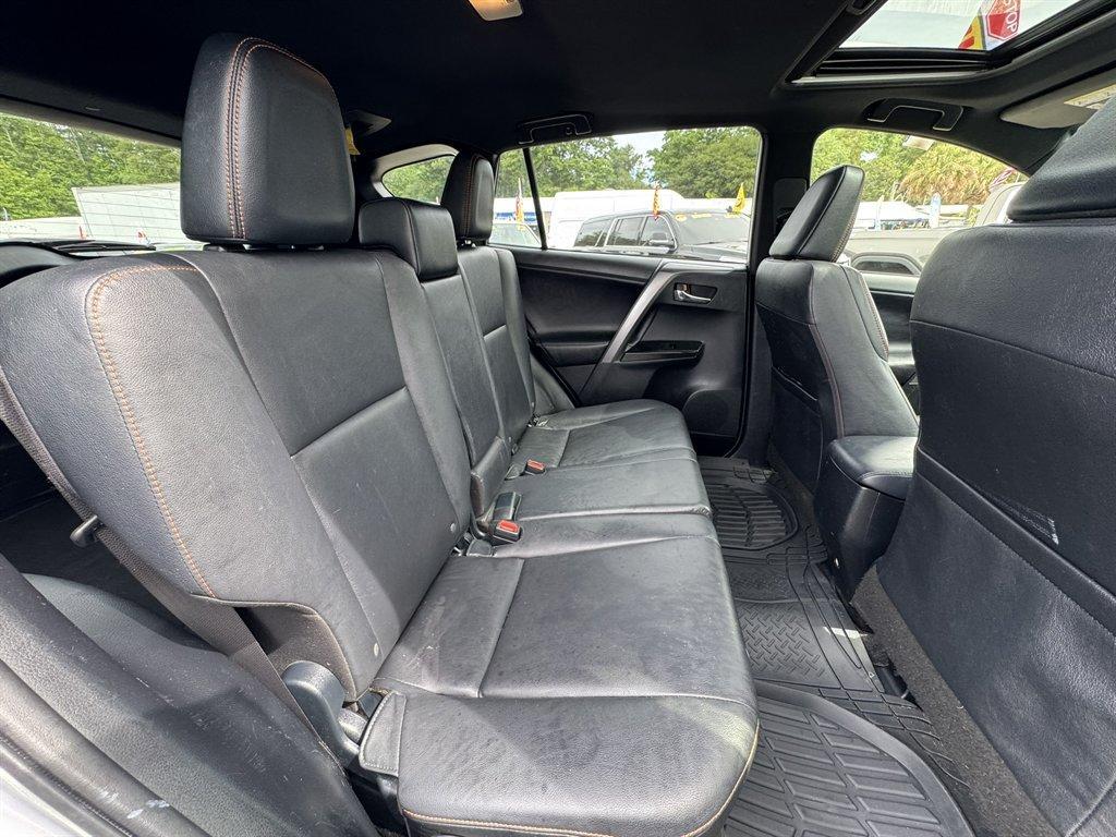 2018 Silver /Black Toyota RAV4 (JTMJFREV8JJ) with an 2.5l I-4 DI Dohc 2.5l engine, Automatic transmission, located at 745 East Steele Rd., West Columbia, SC, 29170, (803) 755-9148, 33.927212, -81.148483 - Photo#26
