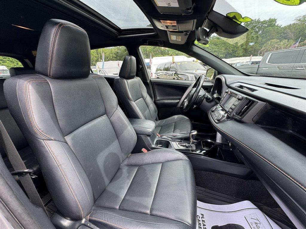 2018 Silver /Black Toyota RAV4 (JTMJFREV8JJ) with an 2.5l I-4 DI Dohc 2.5l engine, Automatic transmission, located at 745 East Steele Rd., West Columbia, SC, 29170, (803) 755-9148, 33.927212, -81.148483 - Photo#28